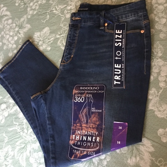 Crop. Bandolino Smooth Operator Crop Jeans - Picture 5 of 7